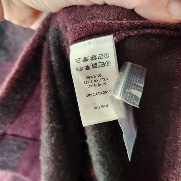 Adrienne Vittadini NWT Medium plaid wool blend pocket long snap coat - Picture 5 of 5